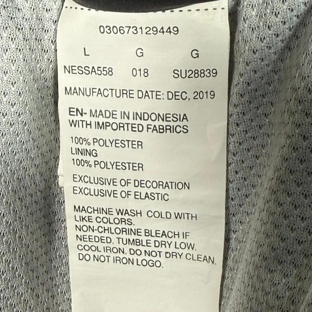 Nike Mens Gray Swim Trunks Mesh Lined Board Shorts NESSA558 Size L 8 Inch Inseam